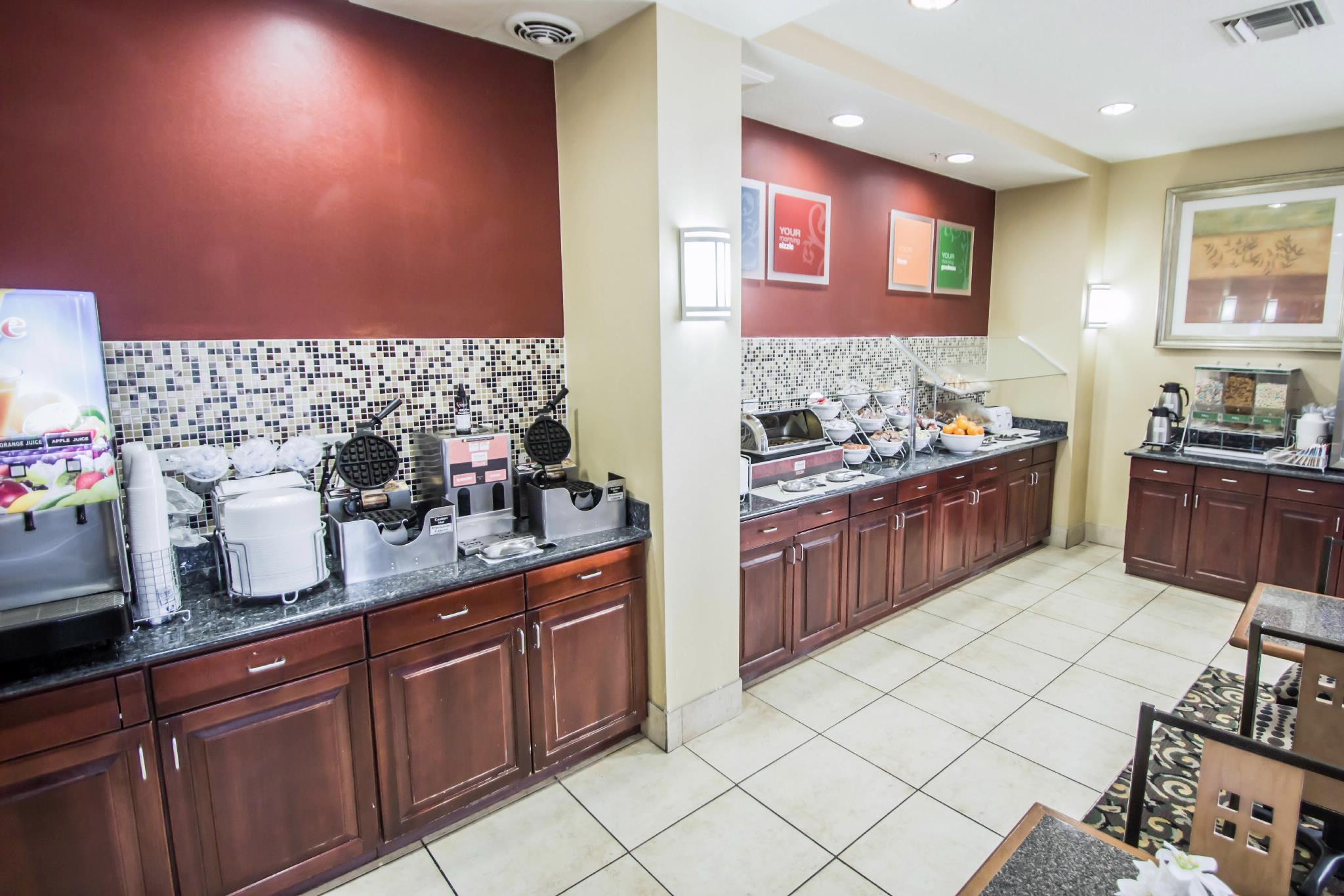 Comfort Suites Orlando Airport Exteriör bild