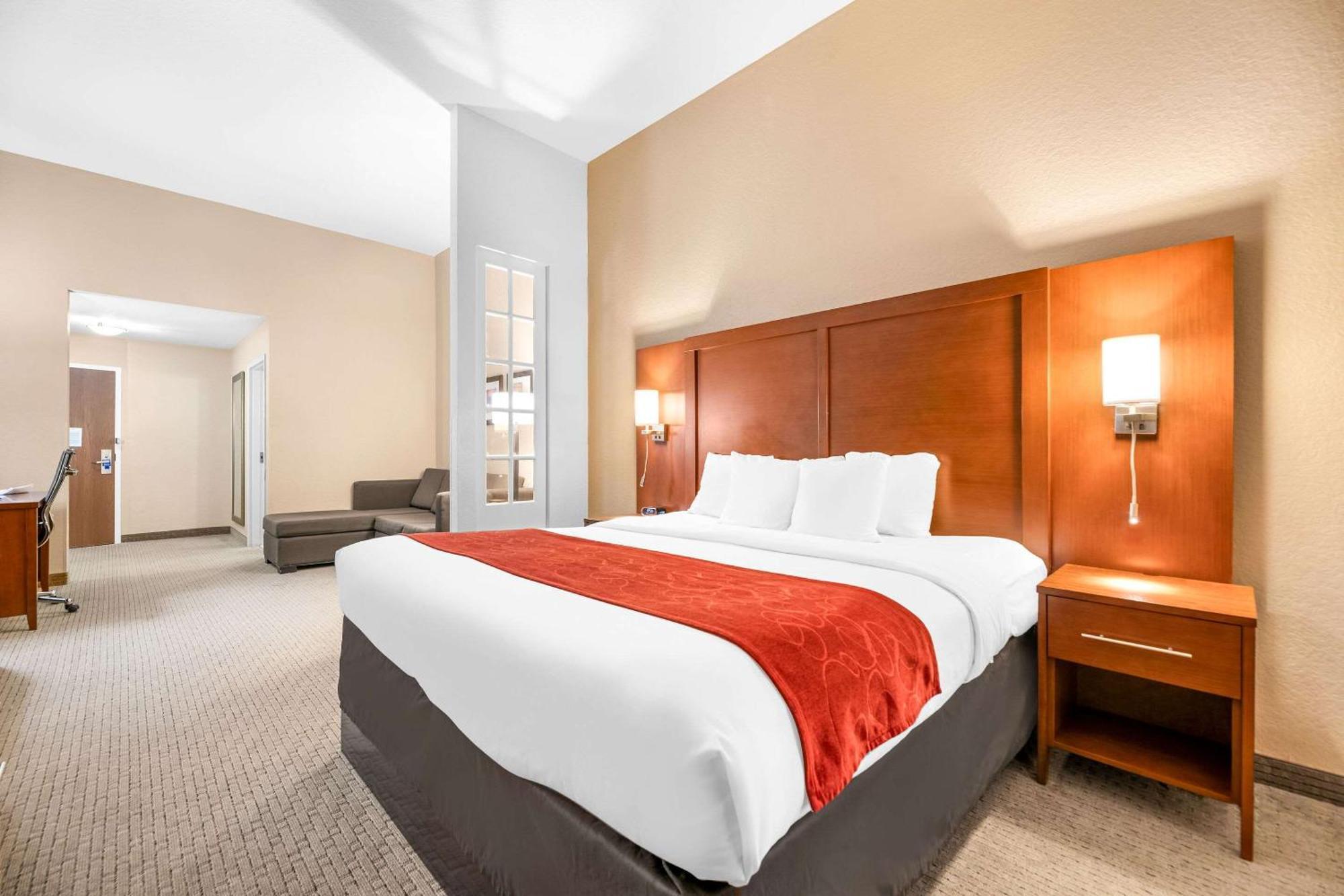 Comfort Suites Orlando Airport Exteriör bild