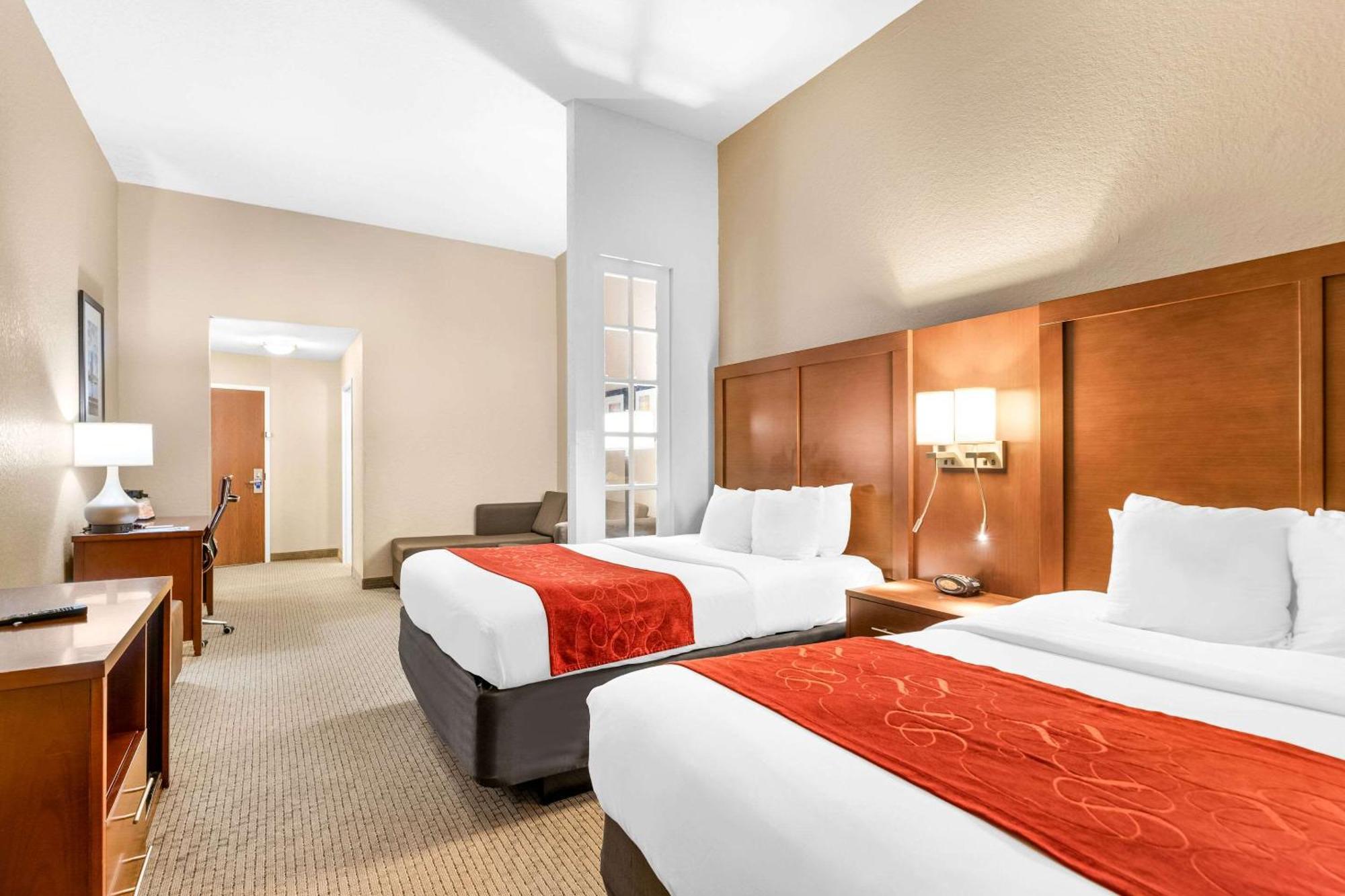 Comfort Suites Orlando Airport Exteriör bild